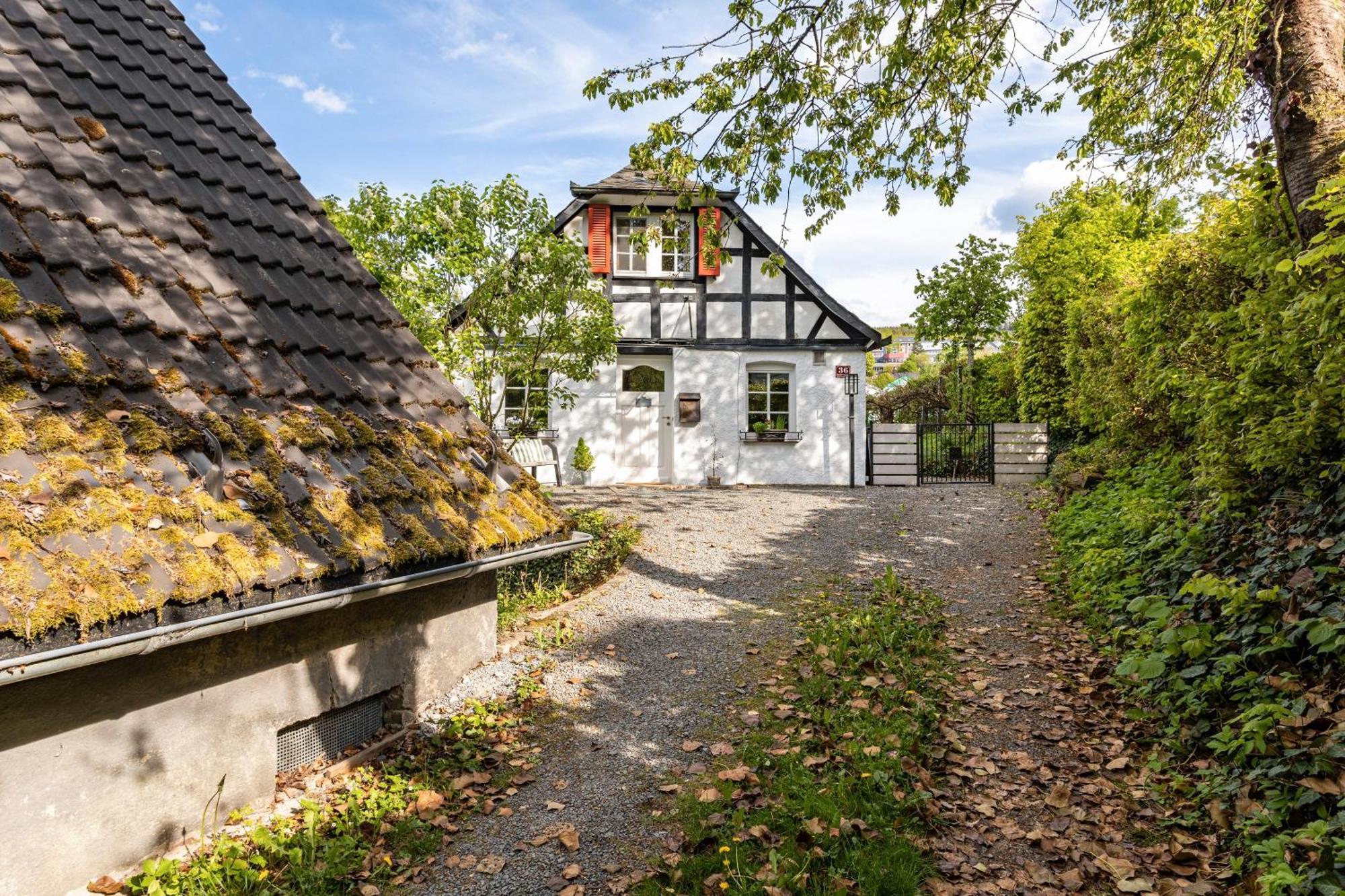 Fachwerk-Ferienhaus 1764 Eslohe Exterior photo